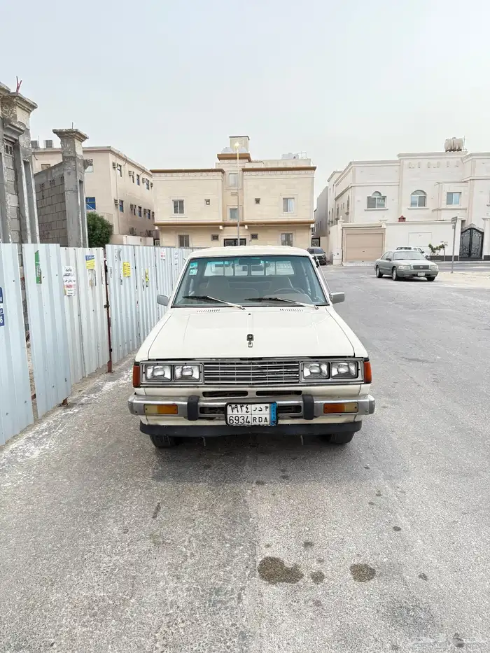 ددسن نيسان 82 0