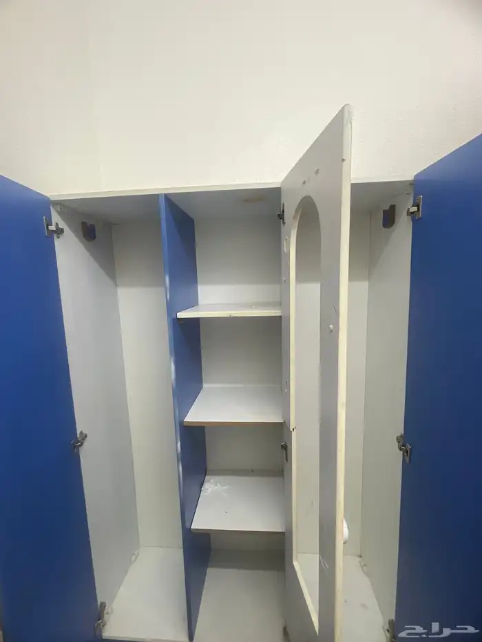 سرير ودولاب مجانا 1