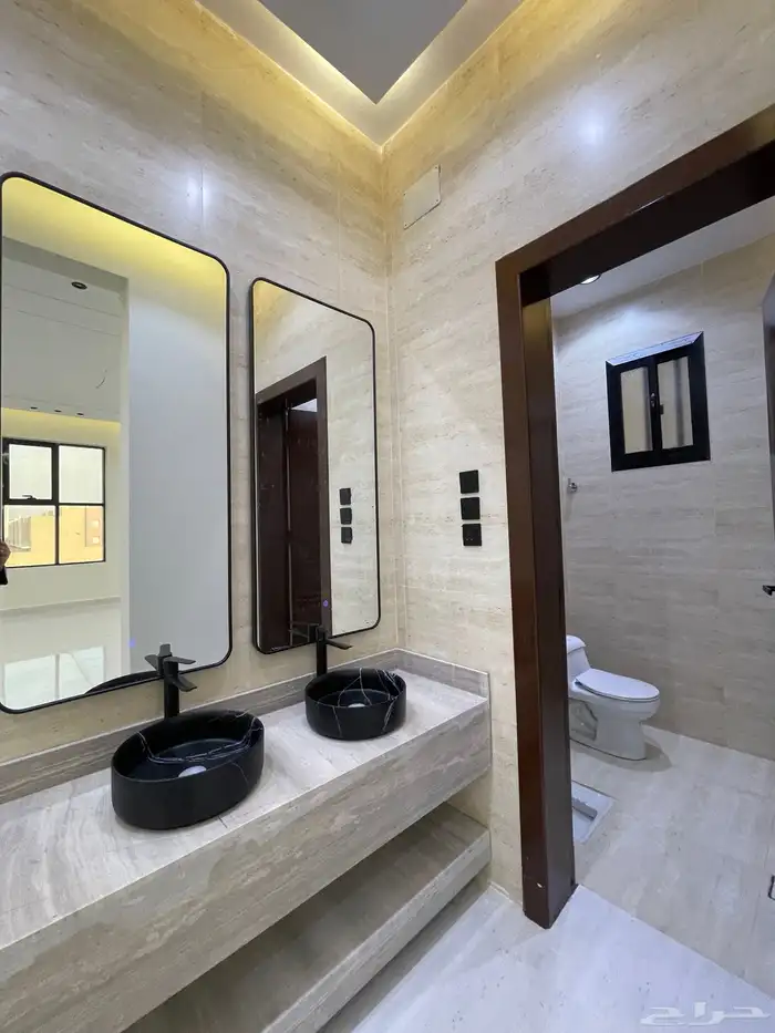 للبيع شقق ارضيه وعلويه بمداخل مستقله من 600 الف ح الراقى 26