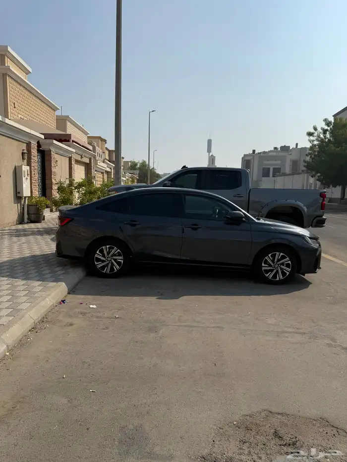 Yaris YX 2023 5