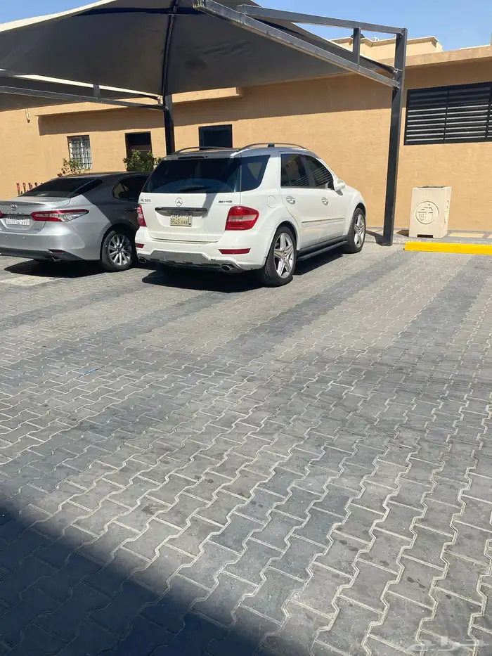 Mercedes ML 2010 للبيع بسبب الخروج النهائي 6