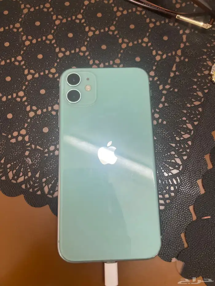 ايفون 11 اخضر 1