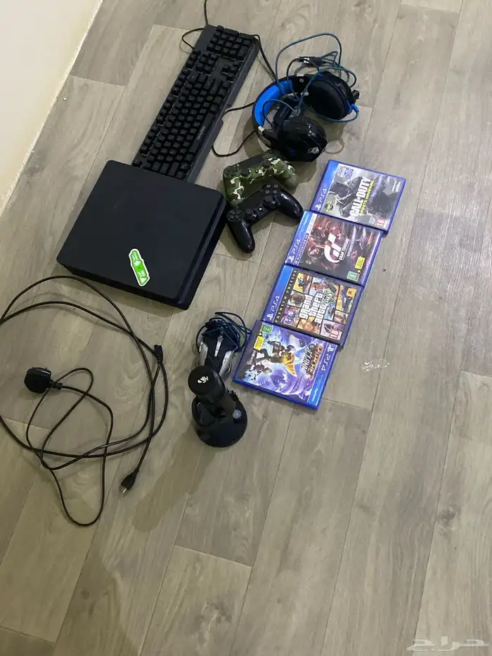 سوني للبيع فيه حساب فورت نادر فيه بنت الزومبي وبنت الطياره 1