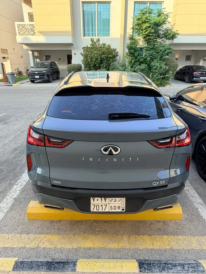 إنفينيتي QX 55 اعلي فئه 2