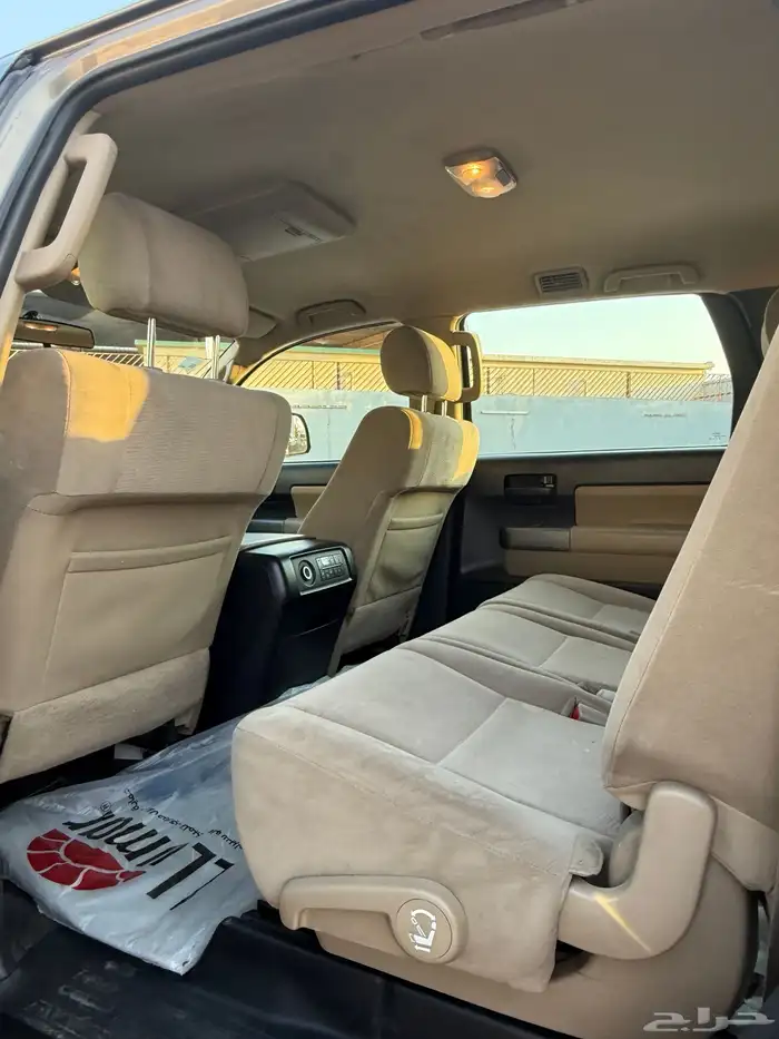 تايوتا سيكويا2013 10