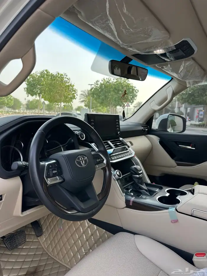 جيب لاندكروزر GXR وارد البريمي 2023 6