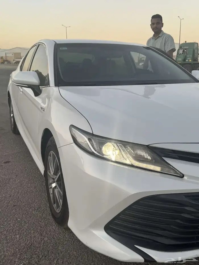 كامري هايبرد 2020 19