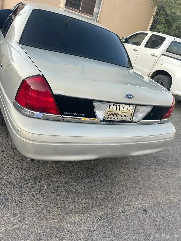 فورد فكتوريا 2008 5