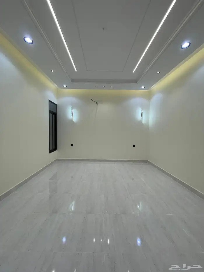 للبيع شقق ارضيه وعلويه بمداخل مستقله من 600 الف ح الراقى 33