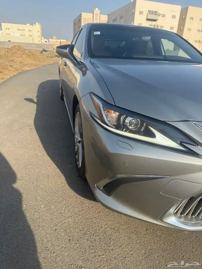 لكزس ES350 2021 3