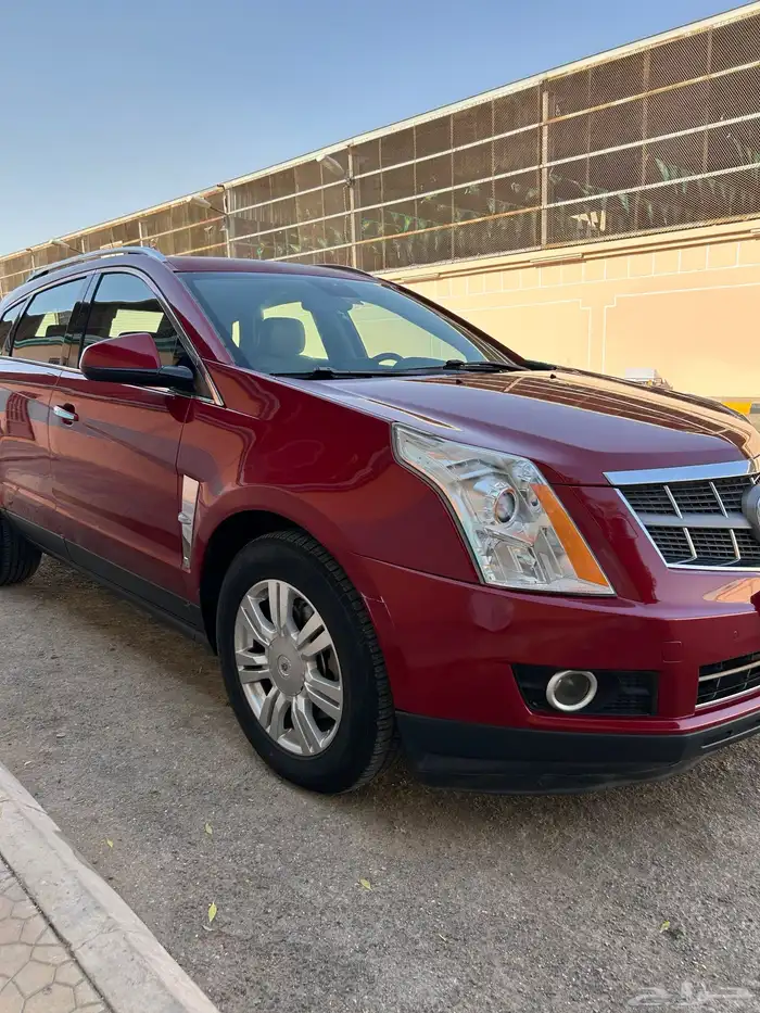كاديلاك srx 2012 16