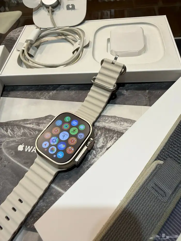 ساعة ابل الترا 2 مقاس 49 بطارية 100  مع كرتونها 0