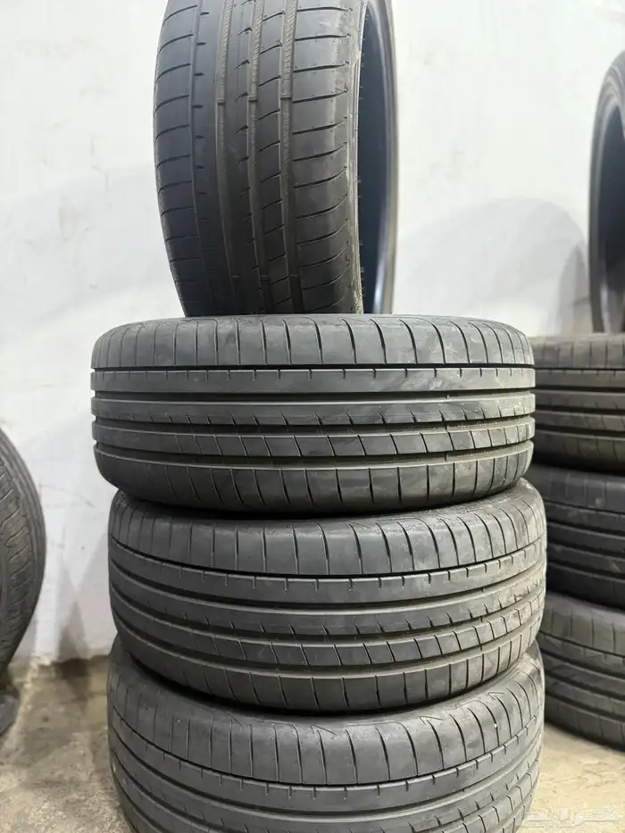 245 45 20 كفرات جودير نقشة ناعمة وكالة تشارجر وكلزلر 2