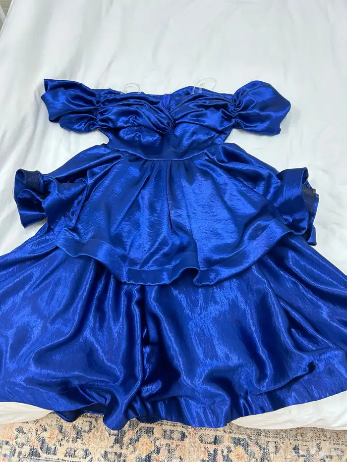 فستان جديد وفخم جدا   لبس مره واحده فقط 3