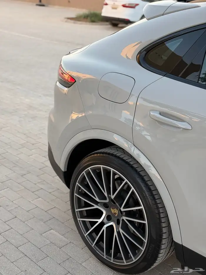 بورش كايين كوبيه بلاتينيوم اديشن platinum Edition Coupe2023 7