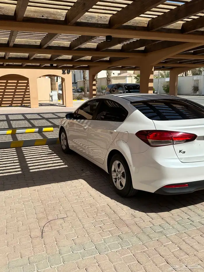 سيراتو k3 ديزل نظيفة للمستخدم 1