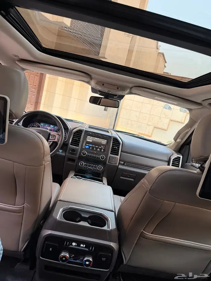 للبيع فورد اكسبديشن XL موديل 2019 13