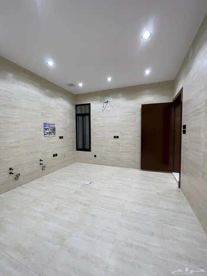 للبيع شقق ارضيه وعلويه بمداخل مستقله من 600 الف ح الراقى 28