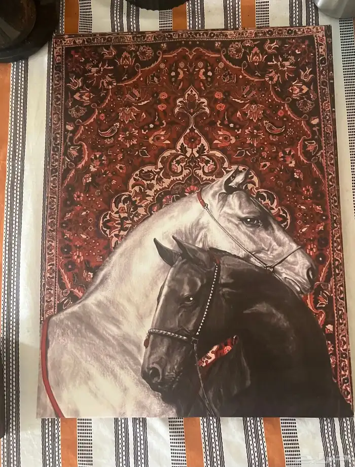 ثلاث لوحات كلها جديدة 0