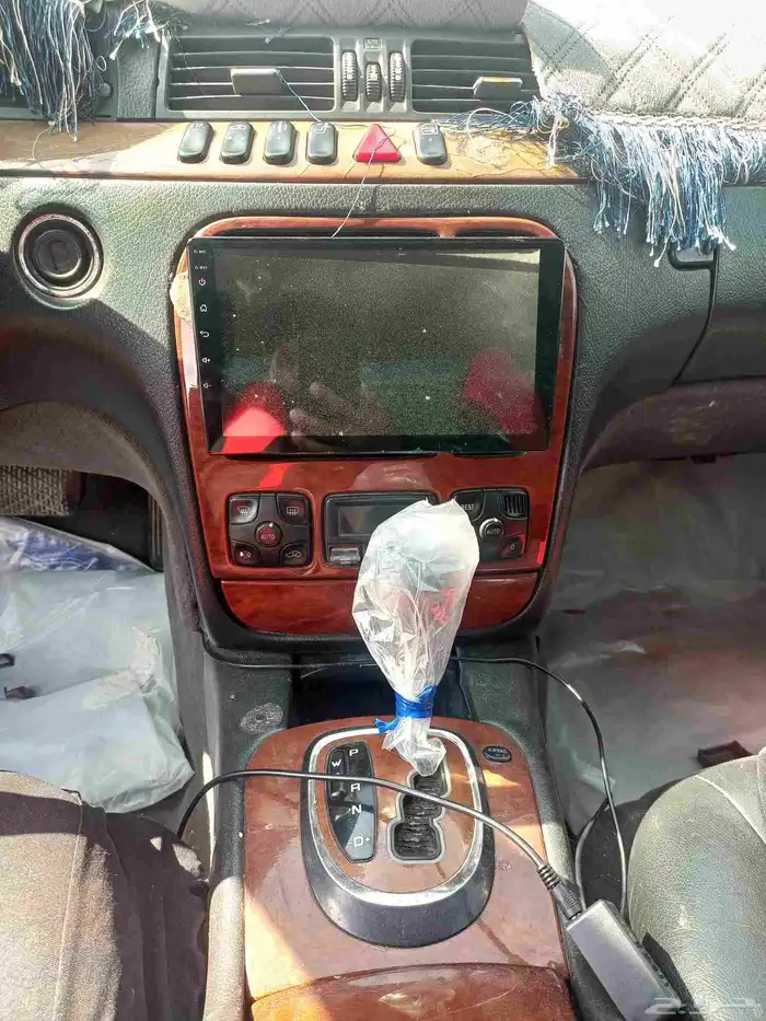 تشليح قطع غيار مرسيدس فياجره مديل 2004 3