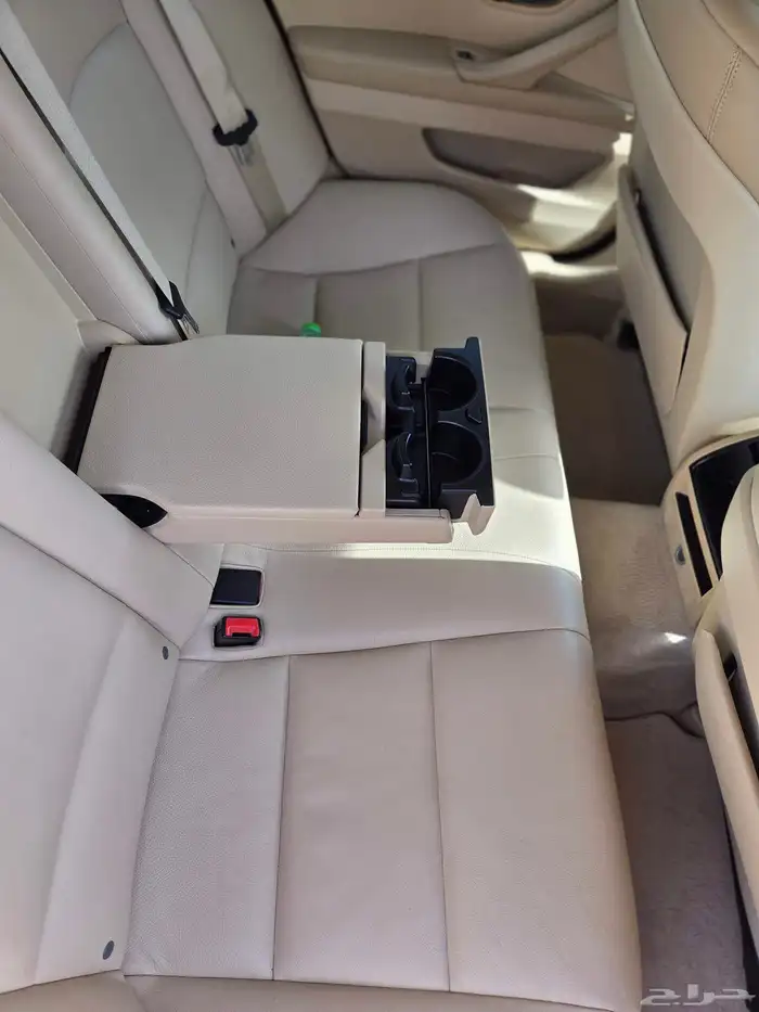 لعشاق النظيف بي ام دبليو 530. BMW 530 18