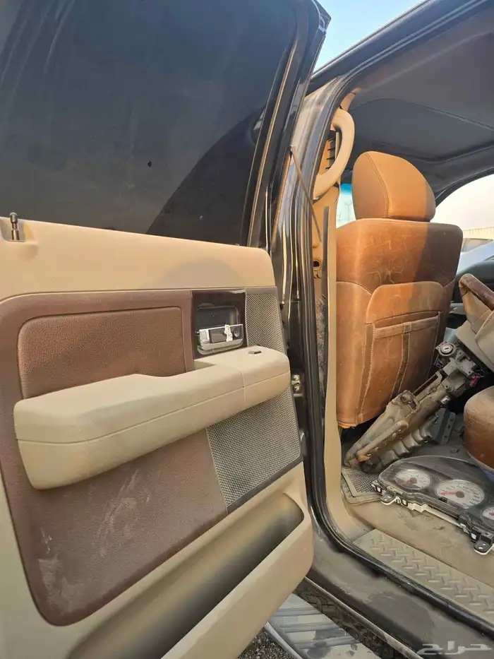 مندوب قطع غيار تشليح وكاله 0