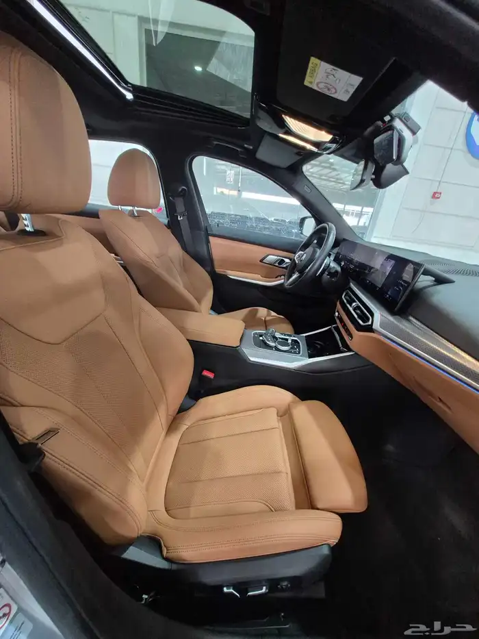 بي ام دبليو2024 BMW 320i 2024 4