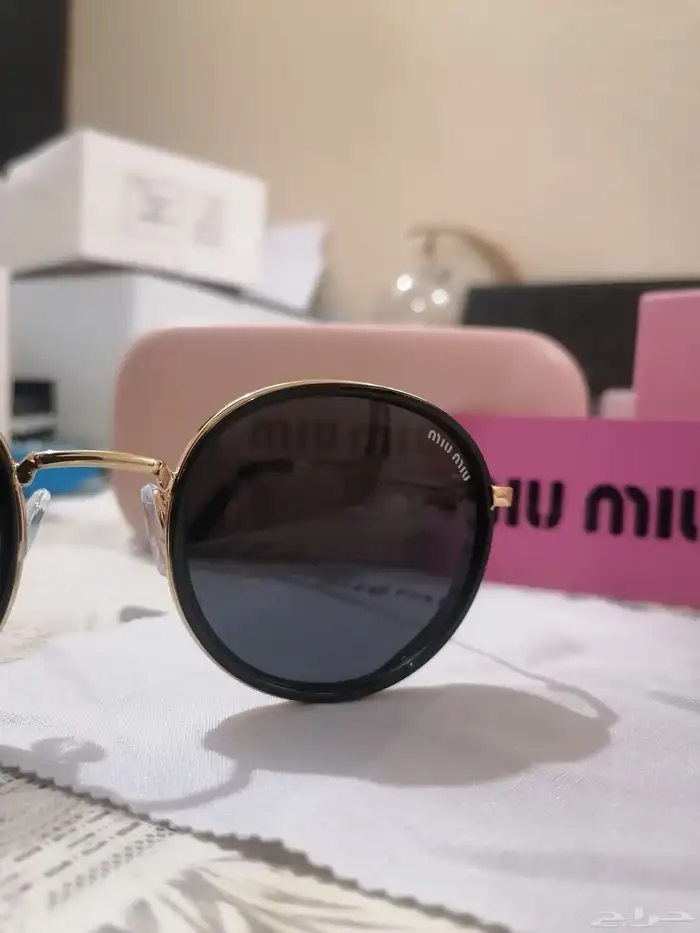 Miu Miu Sunglasses never worn 3