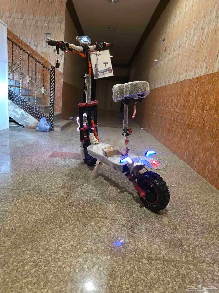 اسكوتر كهربائي المدرعه محركين 3800واط وبطاريه 22الف امبيىطر 1