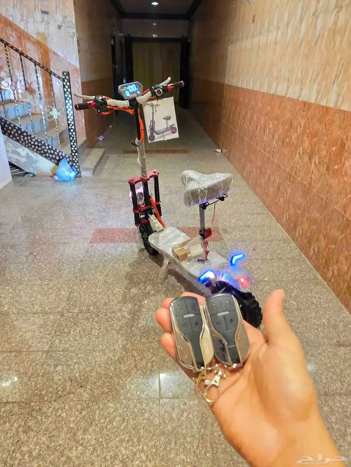 اسكوتر كهربائي المدرعه محركين 3800واط وبطاريه 22الف امبيىطر 29