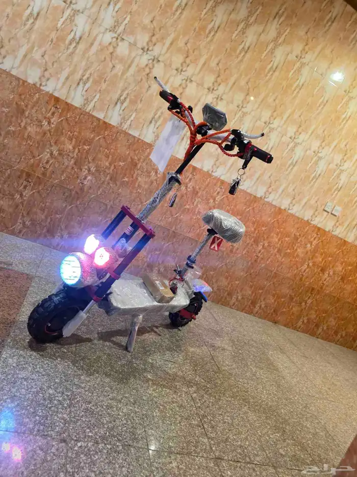 اسكوتر كهربائي المدرعه محركين 3800واط وبطاريه 22الف امبيىطر 8