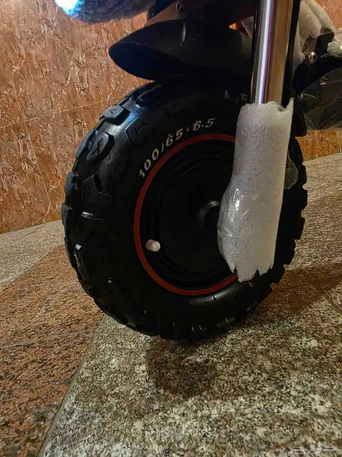 اسكوتر كهربائي المدرعه محركين 3800واط وبطاريه 22الف امبيىطر 21