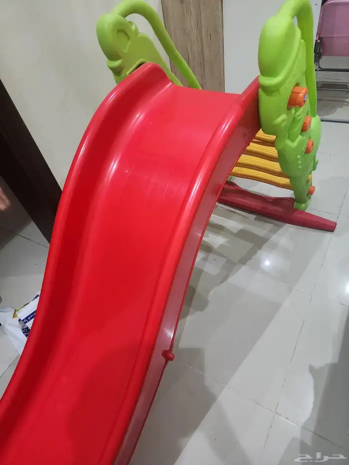 زحليقة اطفال شبه جديدة للبيع 0