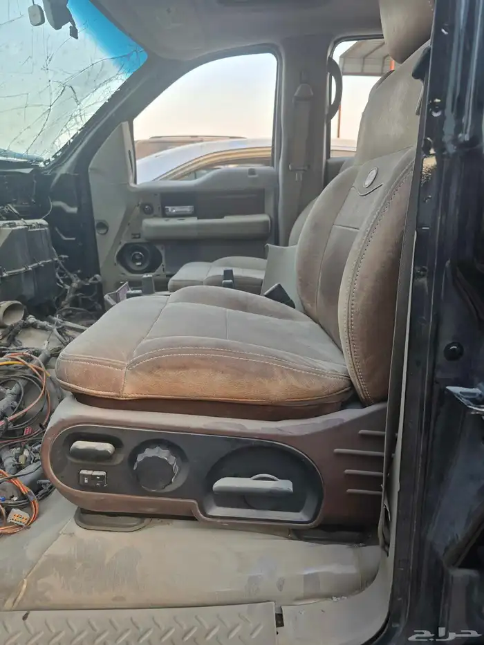 مندوب قطع غيار تشليح وكاله 1