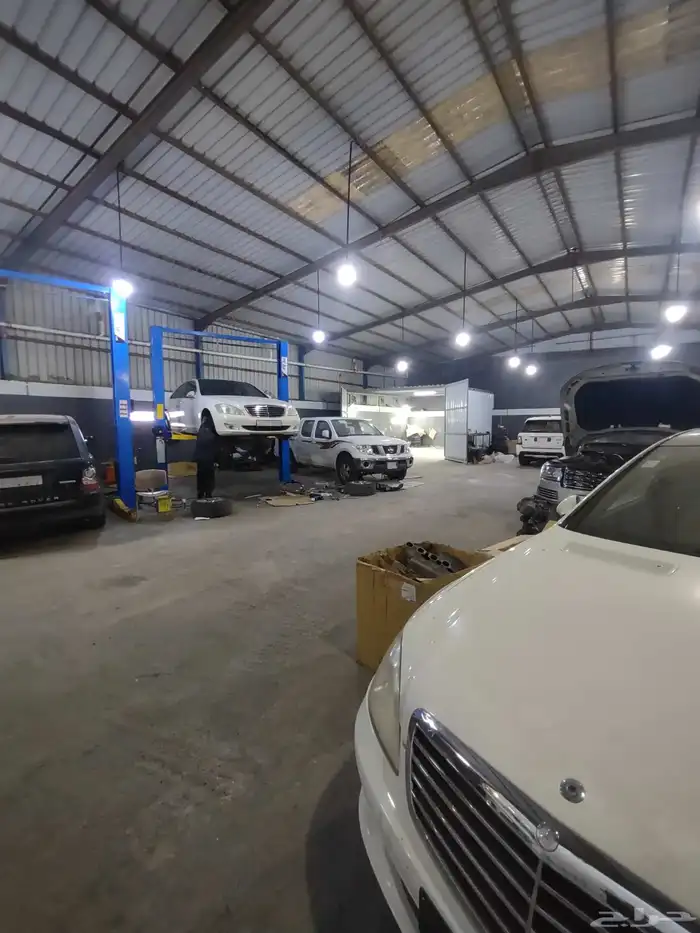 مركز وورشة للتقبيل بجميع عددها 16