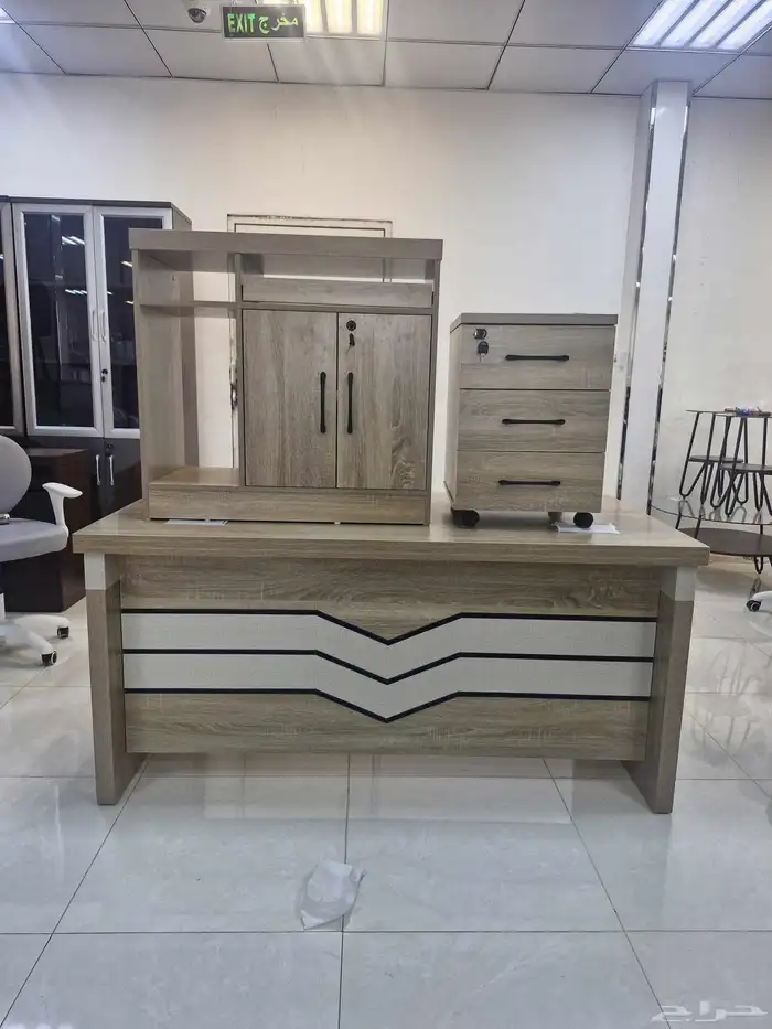 جديد مكاتب ادارية خشب زاوية موجود مع دولاب ملفات و كراسي 4