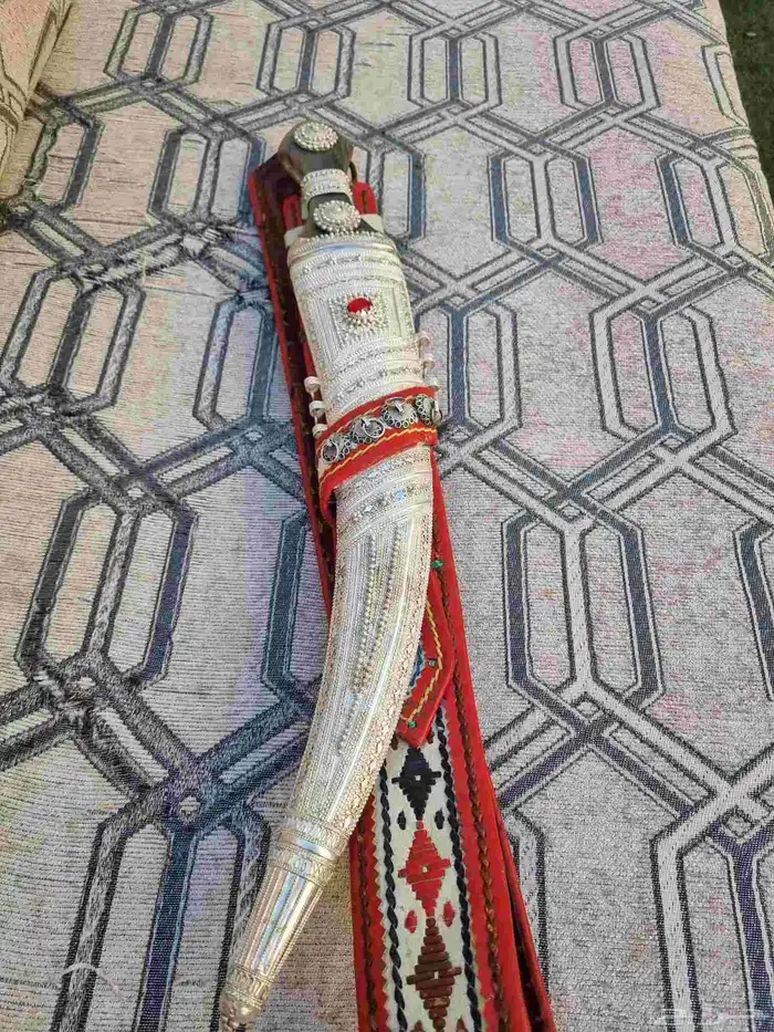 جنببه ذريع فضه محبب المقبض قرن 0