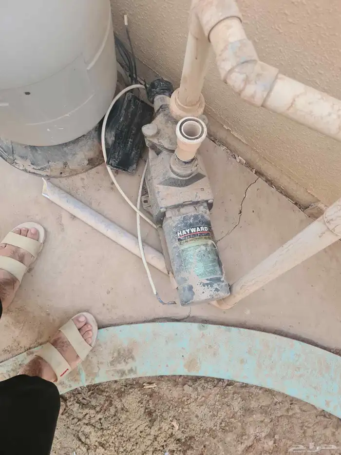 ممضخه مع فلتر مع حمام سباحه كامل للبيع 4