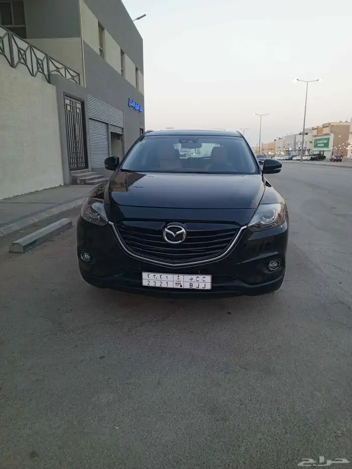 سيارة مازدا 1