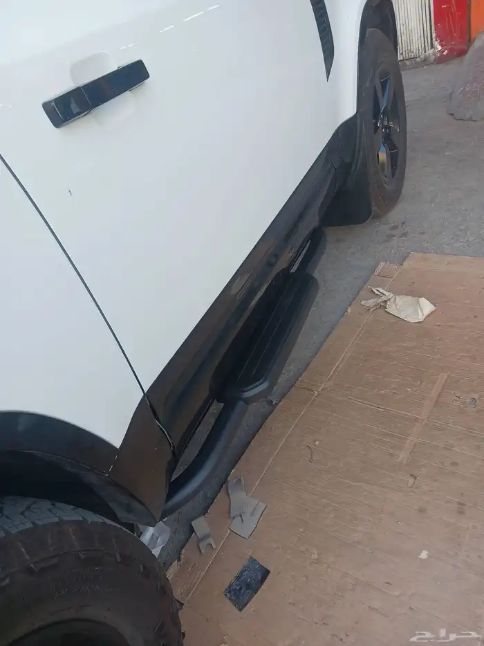 دعسات جانبيه ديفندر 90 2024 2025 3