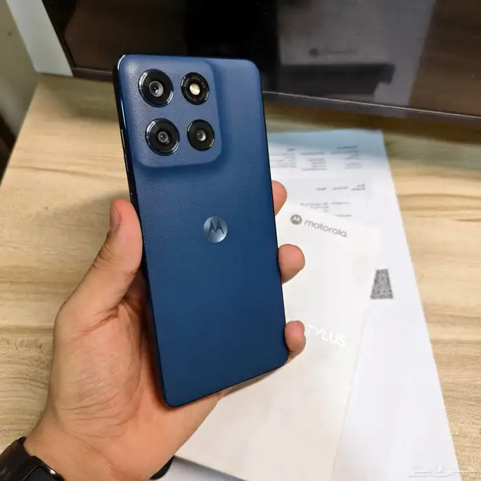 Motorola edge 60 style ( بالقلم والفاتوره ) 7