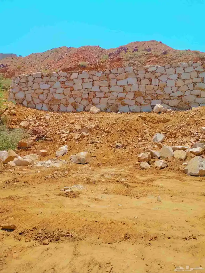 مباني حجر وقص الأراضي وتكسير الصخور لتواصل 0