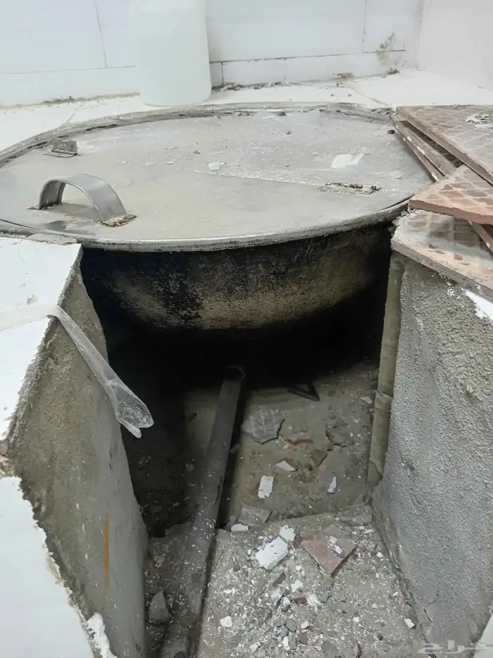 أغراض مطعم متنوعه للبيع 3