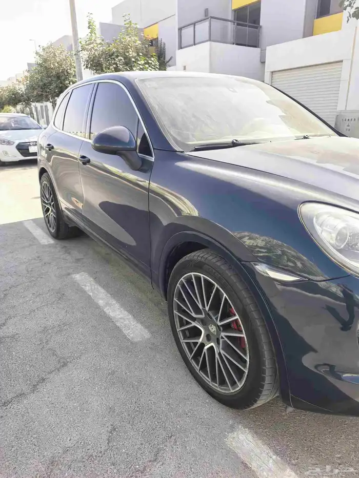 Porsche cayane 2014 for sale for 50k. سيارة بورش كيان 6