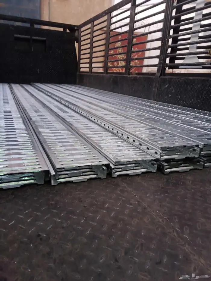 ارفف مستودع مشايات دور ثاني 2