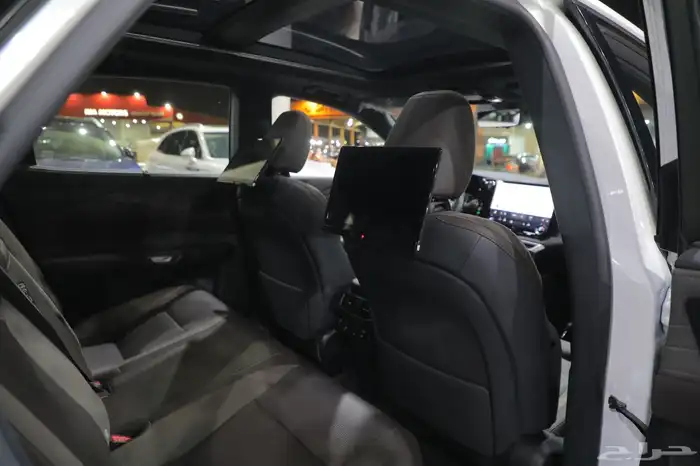 لكزس RX350 هايبرد Bh موديل 2023 15