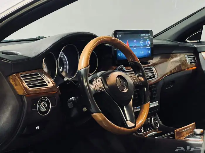 مرسيدس 2012 CLS500 v8 نظيف وبحاله ممتازه 19