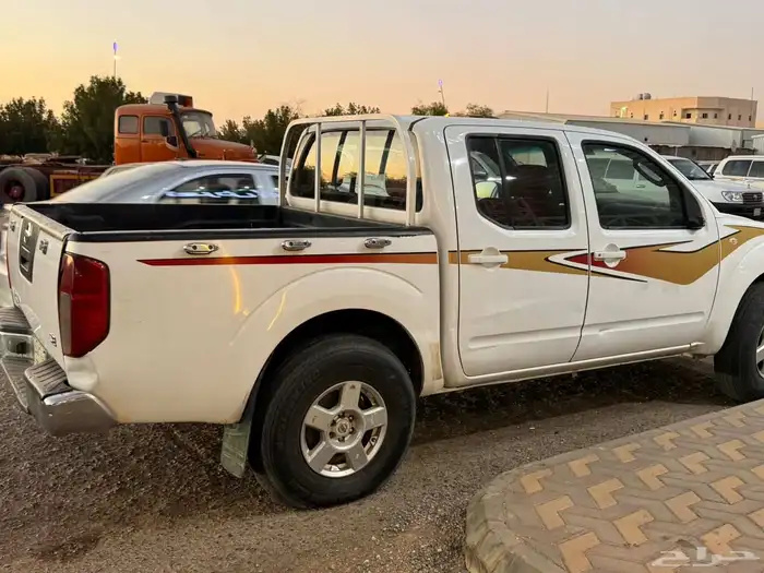 نيسان نافرا 2013 1