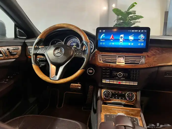 مرسيدس 2012 CLS500 v8 نظيف وبحاله ممتازه 12