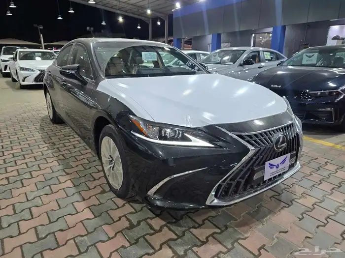 لكزس Es250. 2025. متاح كاش وتقسيط 2